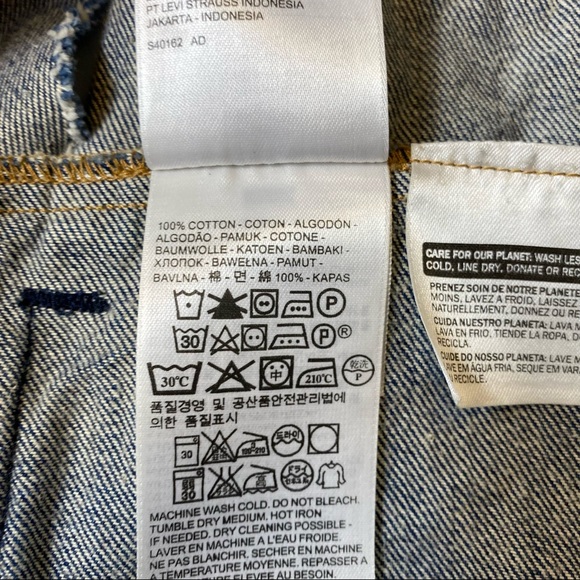 Custom Cut Levi's Cropped Denim Jean Vest Red Tab Medium/Dark Blue Wash M - Picture 13 of 15